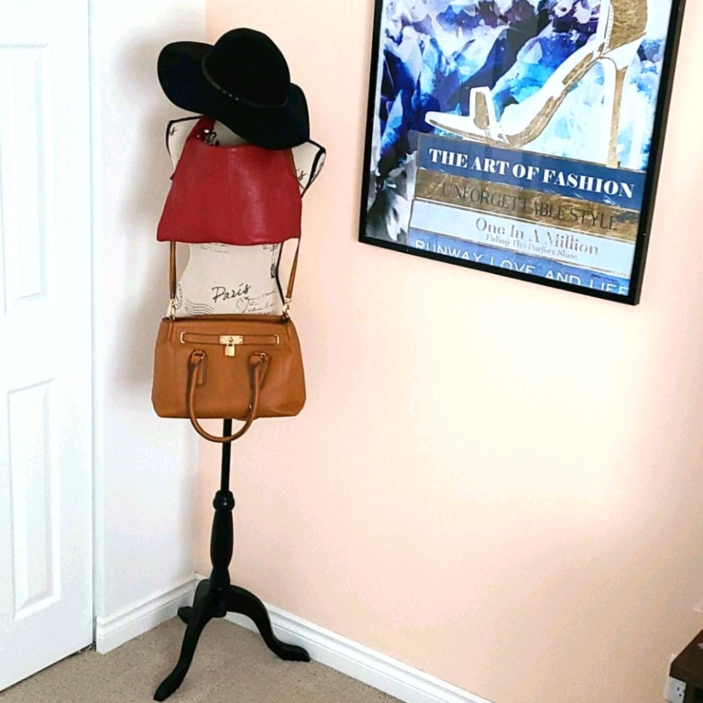 Beige Convertable Purse/Tote - Picture 2 of 5